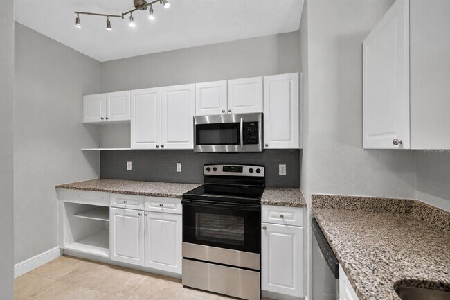 18001 Richmond Pl Dr Unit 1223
