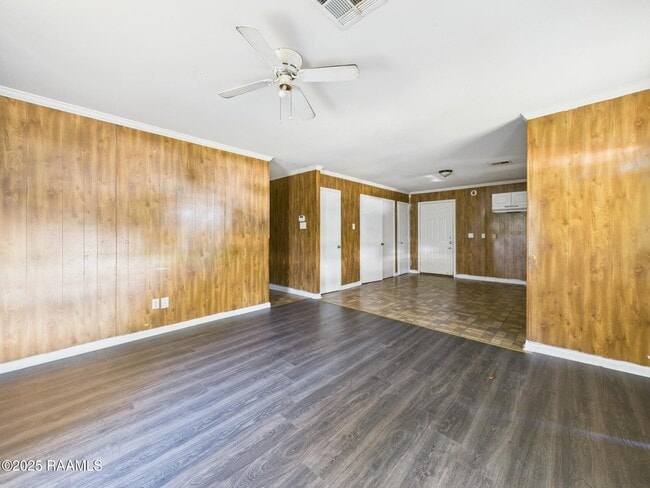 Photo - 125 Sternberg Dr