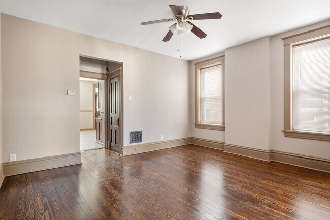 Photo - Junie B. Aiata Unidad 4138A - 475