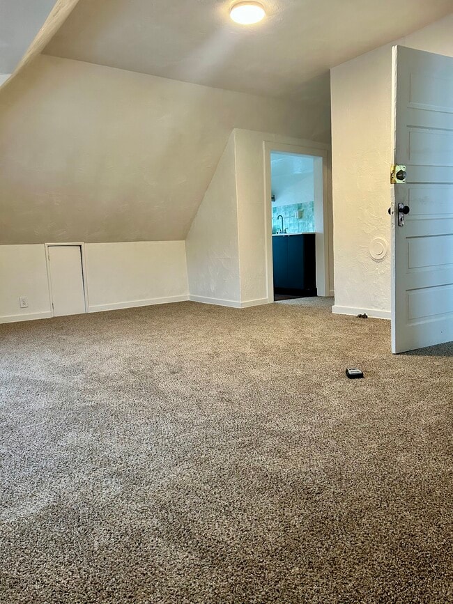 Photo - 205 S Ohio St Unit 3