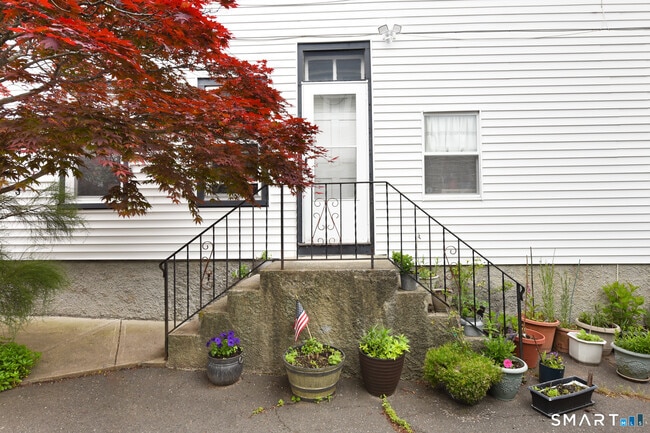 Photo - 114 Jones Ave