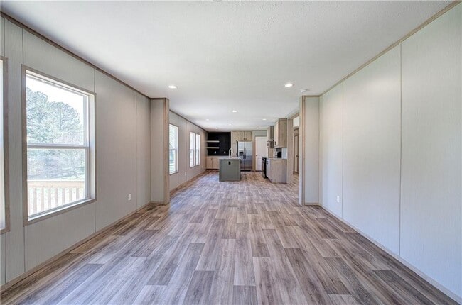 Photo - 81 Popham Rd