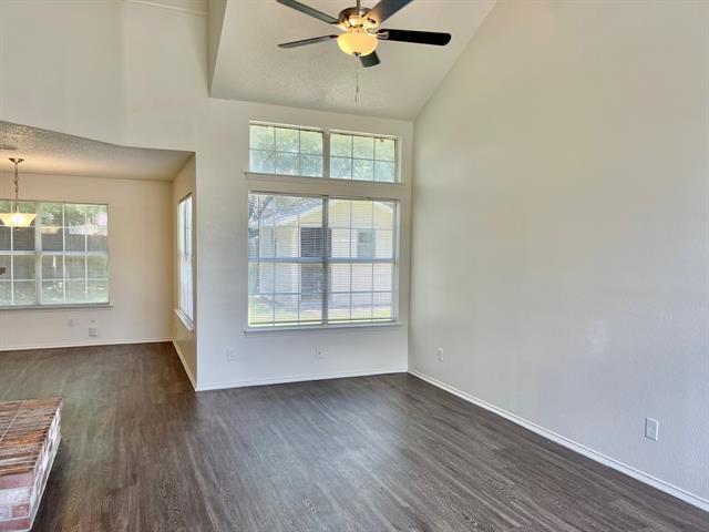 Photo - 5202 Sherburne Dr