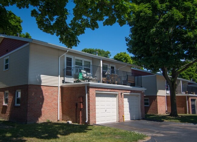 Harris Park Apts