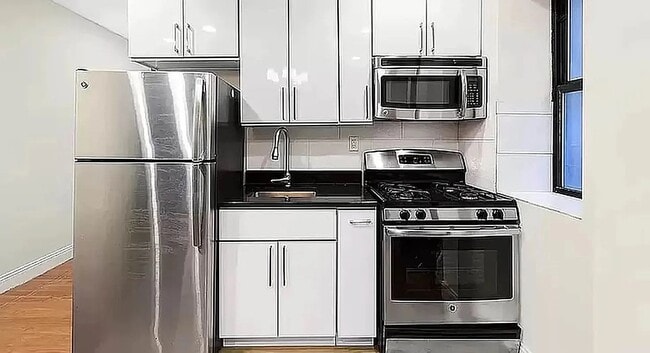 Photo - 541 W 158th St Unidad 32