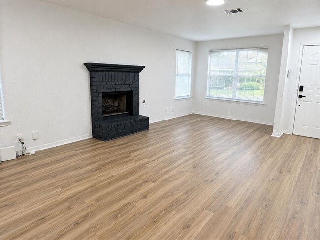 Photo - 2012 Balsam Way