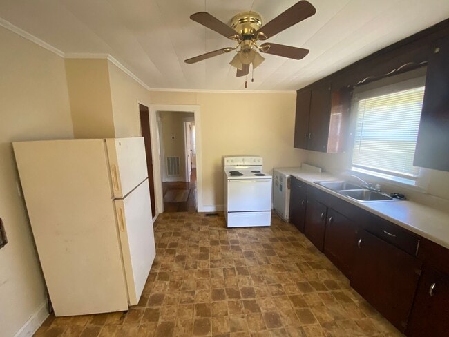 Photo - 2/1 Located in Cleveland County, NC near S...