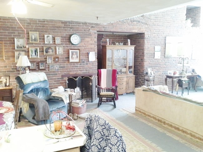 Photo - Sacro Plaza-Everett Square