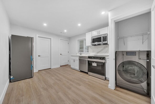 Photo - 92 Willow St Unit 3