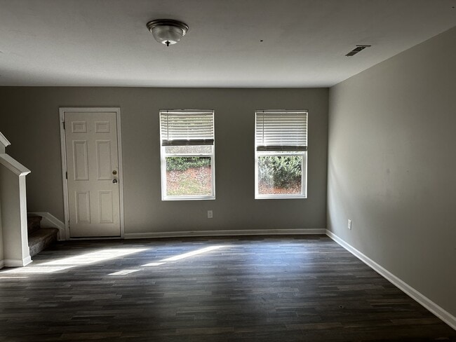 Photo - 1460 Cypress Loop