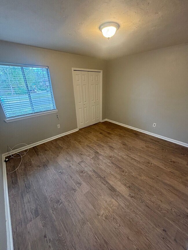 Photo - 2 bed/ 1 bath Apartment in Prime Tallahass...