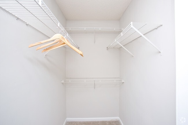 2BR, 2BA - 1137 SF - Belle Vista Apartments