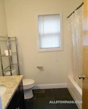 Photo - 24 Ashford St Unit 1