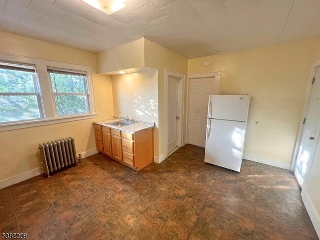 Photo - 638 Paulison Ave