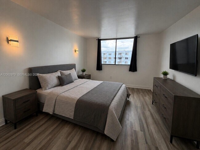 Photo - 8261 NW 8th St Unidad 434
