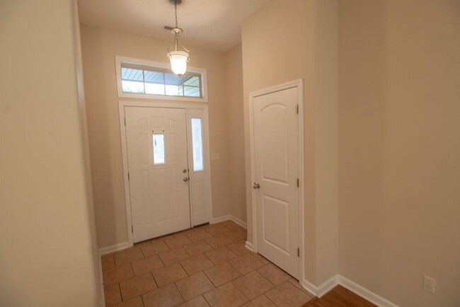 Photo - 7002 Madison Creek Dr