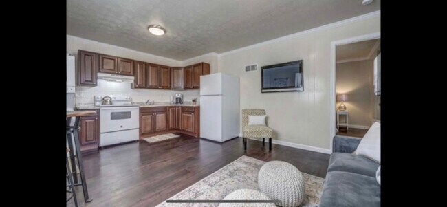 Photo - 3140 Parkdale Rd Unidad Richmond