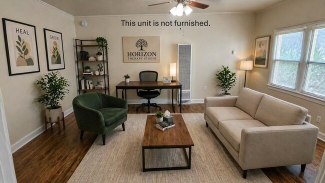 Building Photo - 1521 Wilcox Ave Unit 108