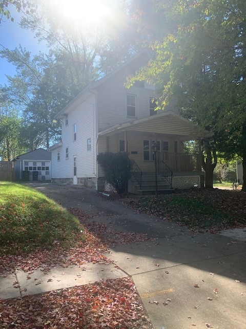 Building Photo - 760 Lakewood Blvd