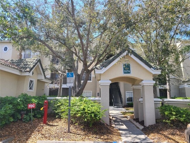 Building Photo - 5174 Northridge Rd Unit 112 Rental