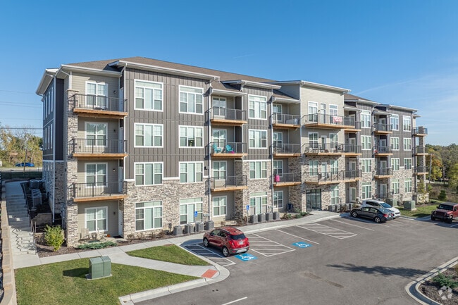 GreenBerry Apartments