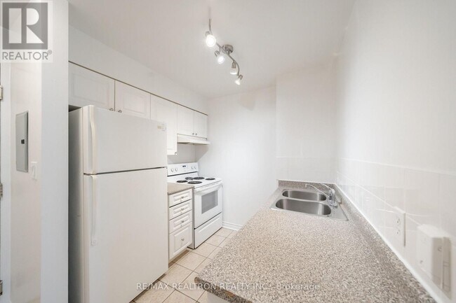 Photo - 1401 Dupont St Unit 221