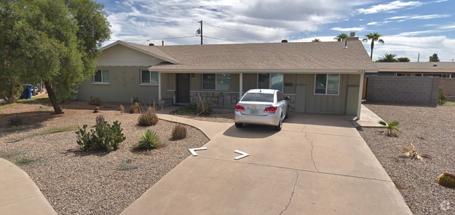 Building Photo - 1429 S Roberts Rd Unit 1429 S Roberts Road Rental