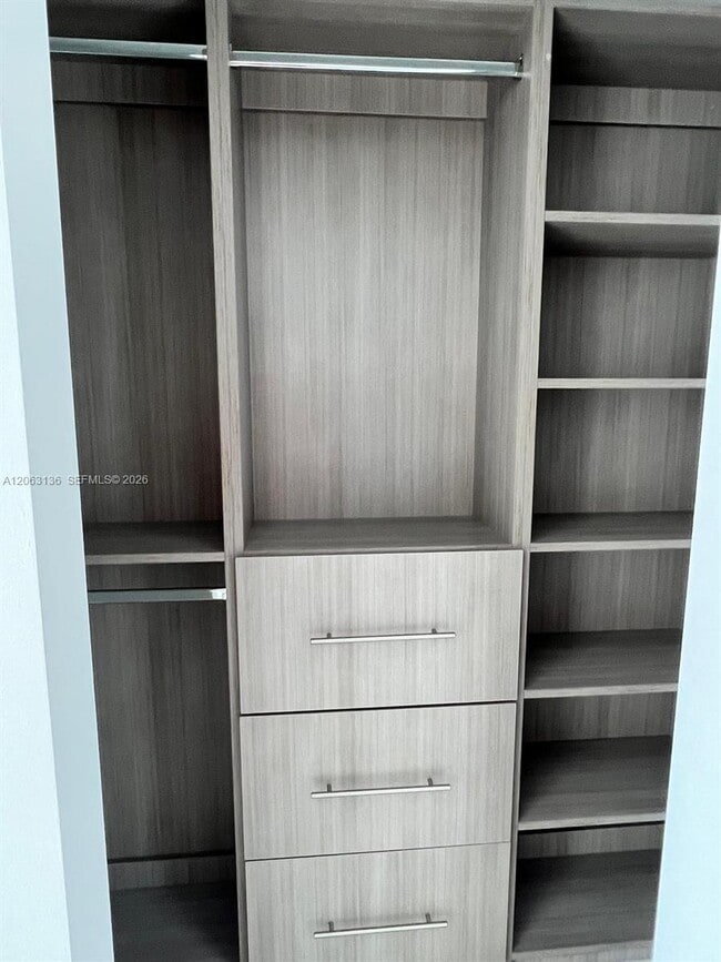 Photo - 5300 Paseo Blvd Unit 1905