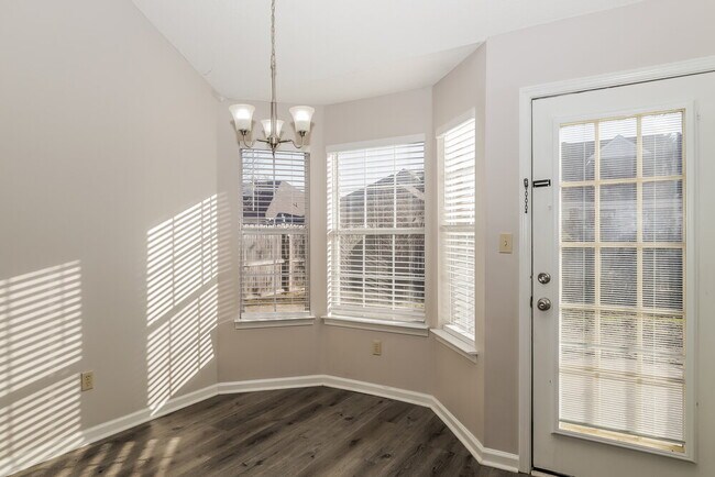 Photo - 8478 Regal Bend Dr