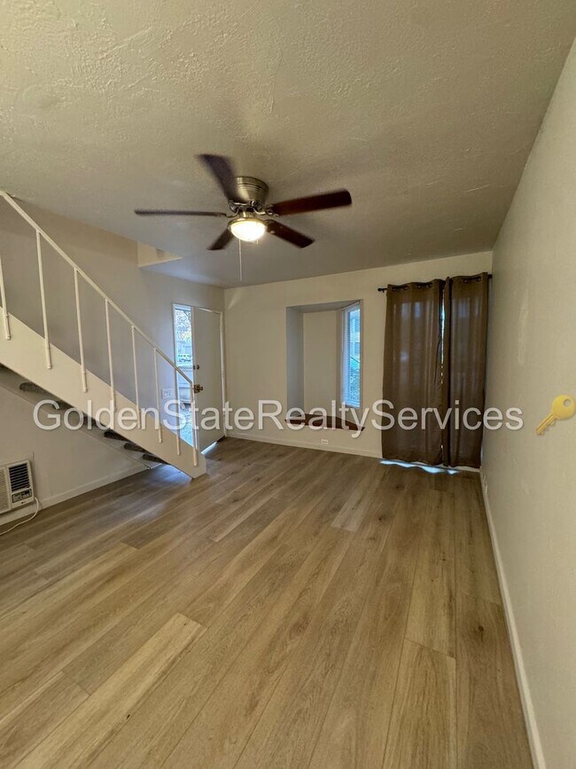 Photo - 1808 H St Unidad 1