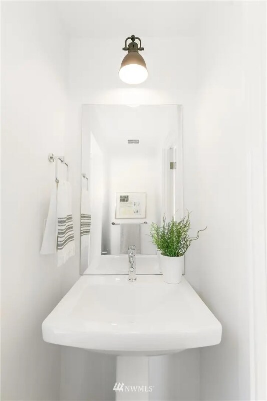 Photo - 2156 N 185th St