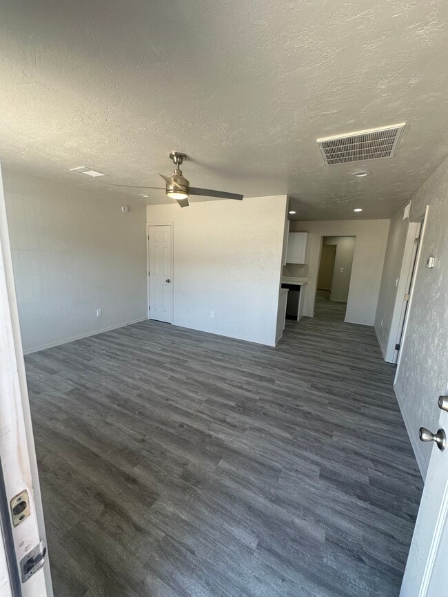 Photo - 1133 E Lee St