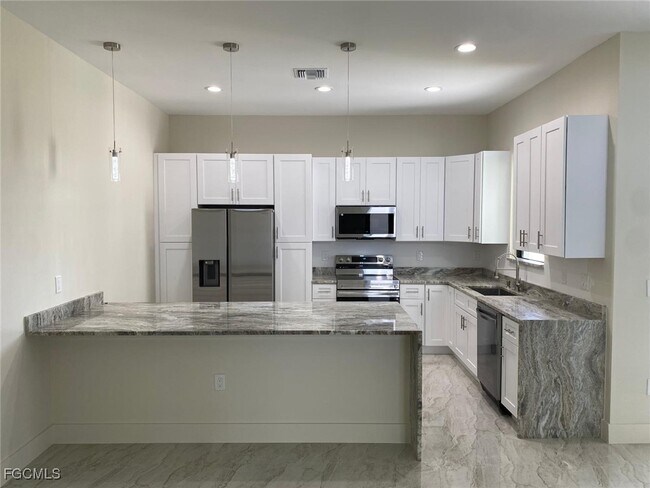 Photo - 194 Yager Cir