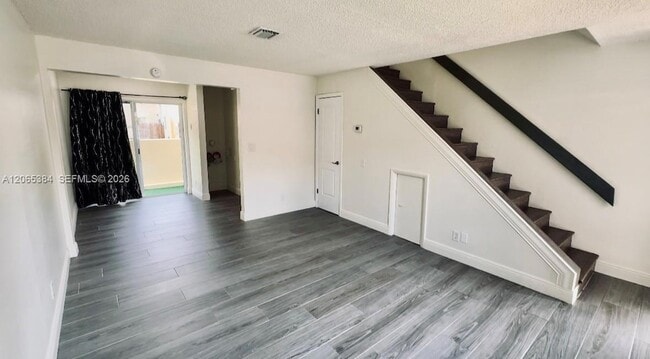 Photo - 6625 Winfield Blvd