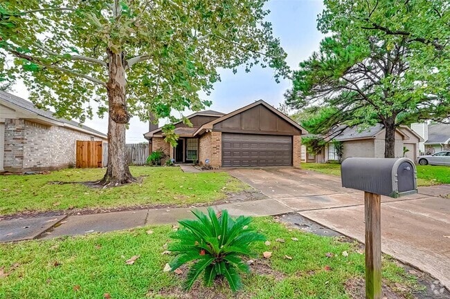 Building Photo - 17435 Glenmorris Dr Rental