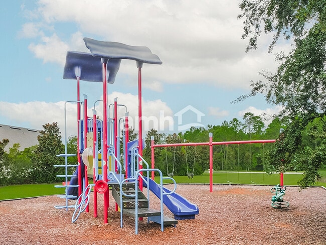 Photo - 388 Sandstone Dr