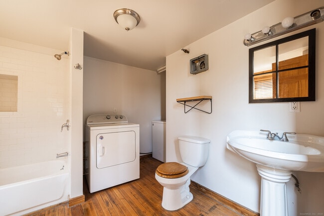 Photo - 325 Myrtle Ave Unit APT 1101