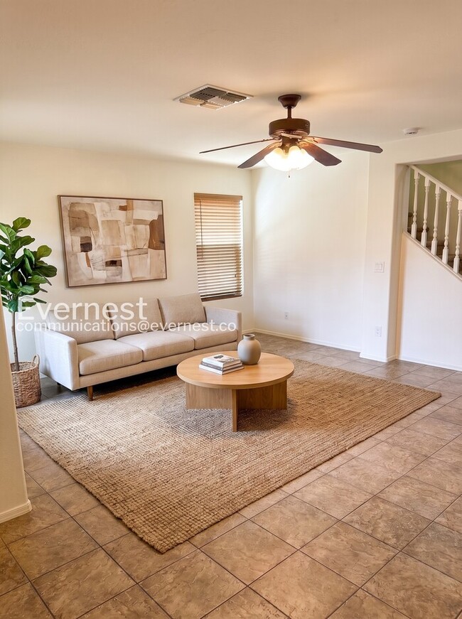 Photo - 3 Bed, 2.5 Bath Home with Garage / Pet-Friendly / Vouchers Accepted / Available Now!