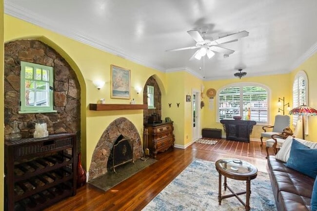 Photo - 614 SE 5th Ct