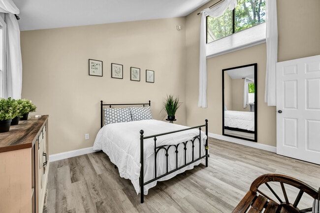 Photo - 213 Ledge Dr Unit 213