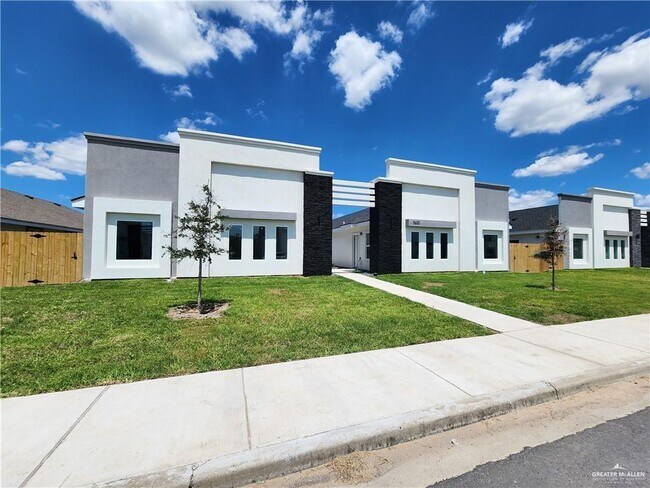 Photo - 22 Frio Ave Unidad 1