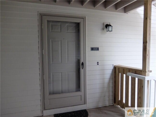 Building Photo - 1818 Ravens Crest Dr Unit 1818 Rental