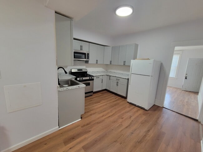 Photo - 104-108 Madison St Unit 104-2