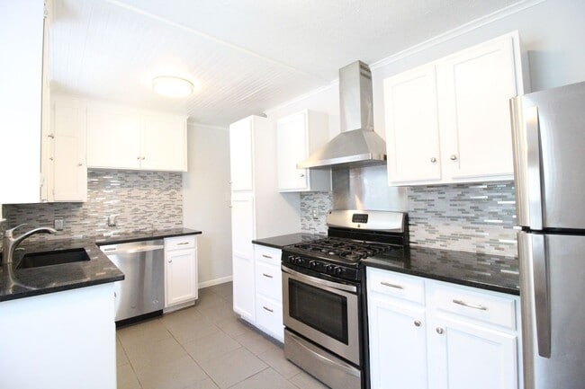 Photo - December FREE On This Updated 2 Bedroom 1 Bath Home in Roeland Park