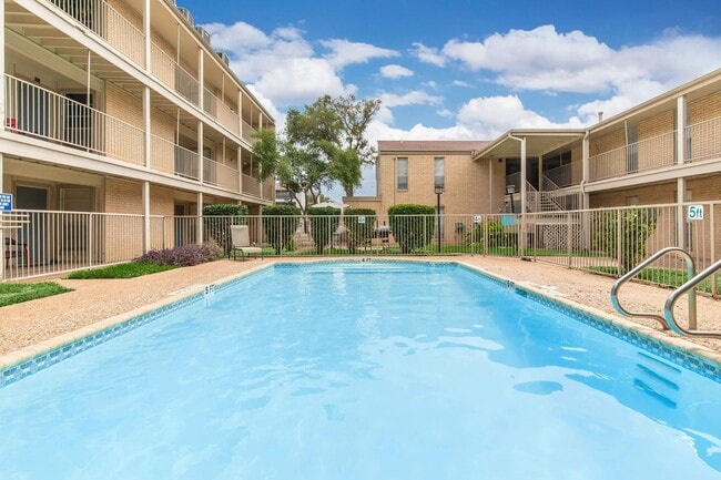 Photo - 6008 N Lamar Blvd Unit 1-104