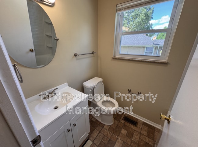 Photo - 4352 Sunray Rd