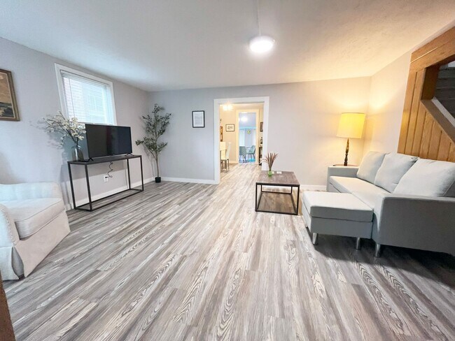 Photo - 3923 Bluestone Rd Unidad 2 - 3921