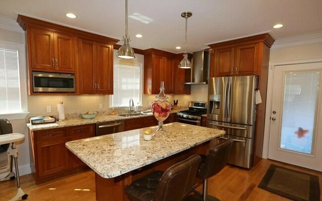 Photo - 7 Acron Rd Apartments Unit 1