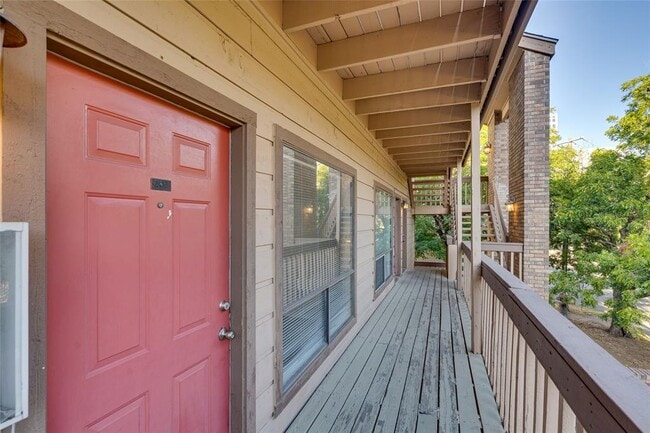 Photo - 2210 Pearl St Unit 203