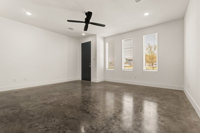 Photo - 3003 Alpha Wolf Ct